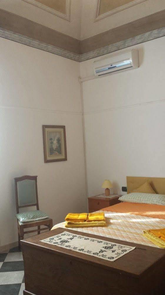 Bed & Breakfast Casa Pisanu Narbolia エクステリア 写真
